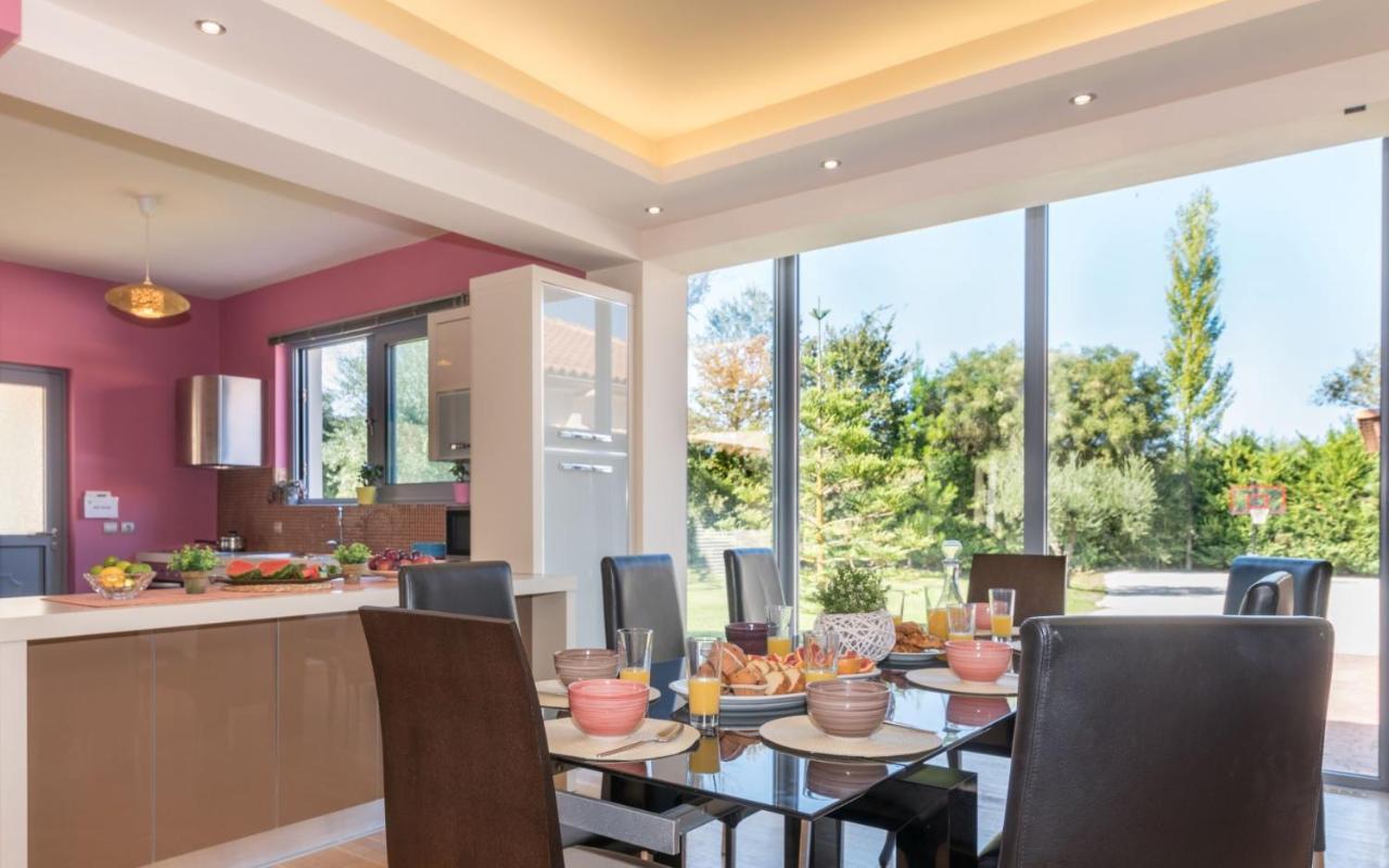 Astarte Villas - Istar Villa With Tennis Court Makhairádhon 외부 사진