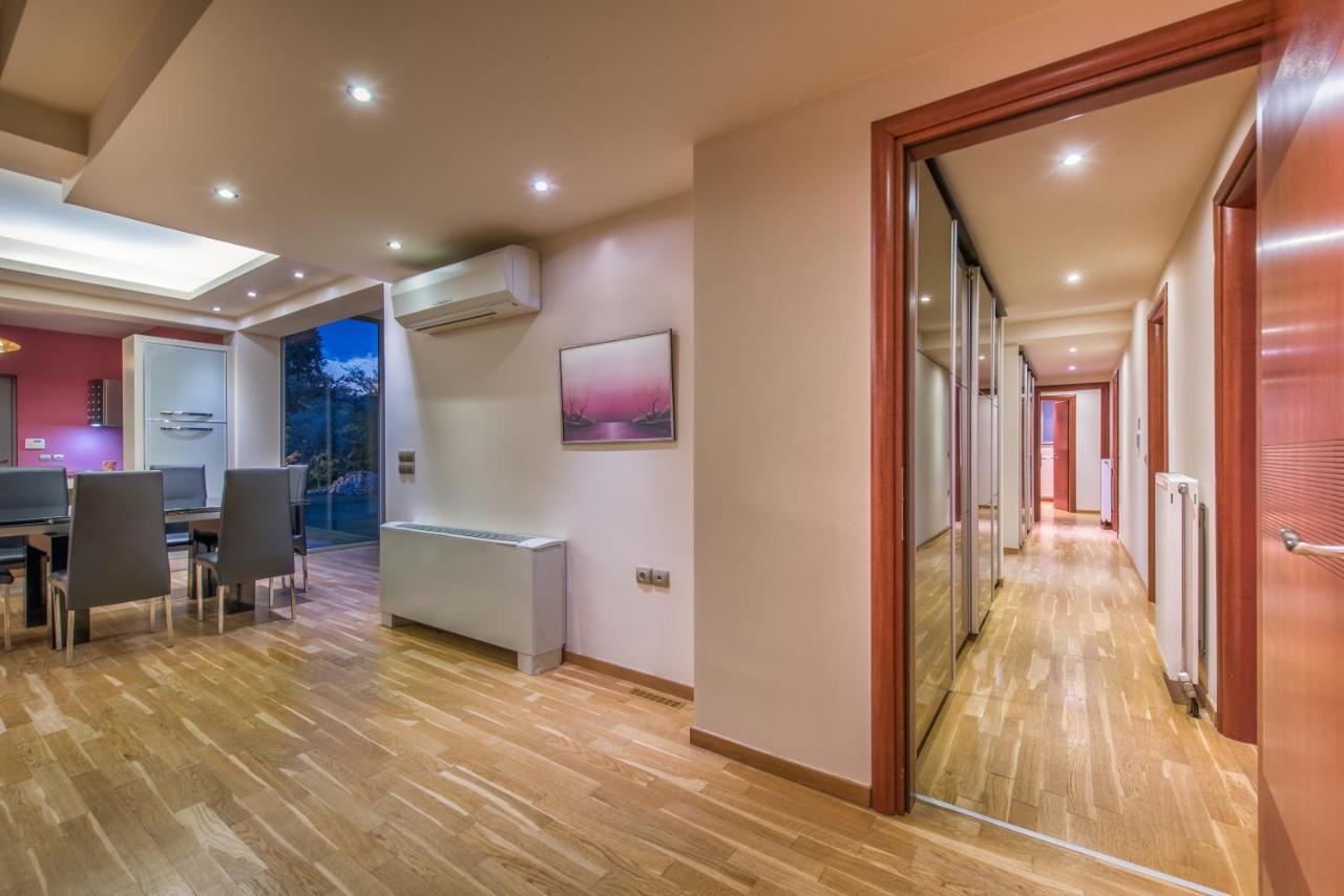 Astarte Villas - Istar Villa With Tennis Court Makhairádhon 외부 사진