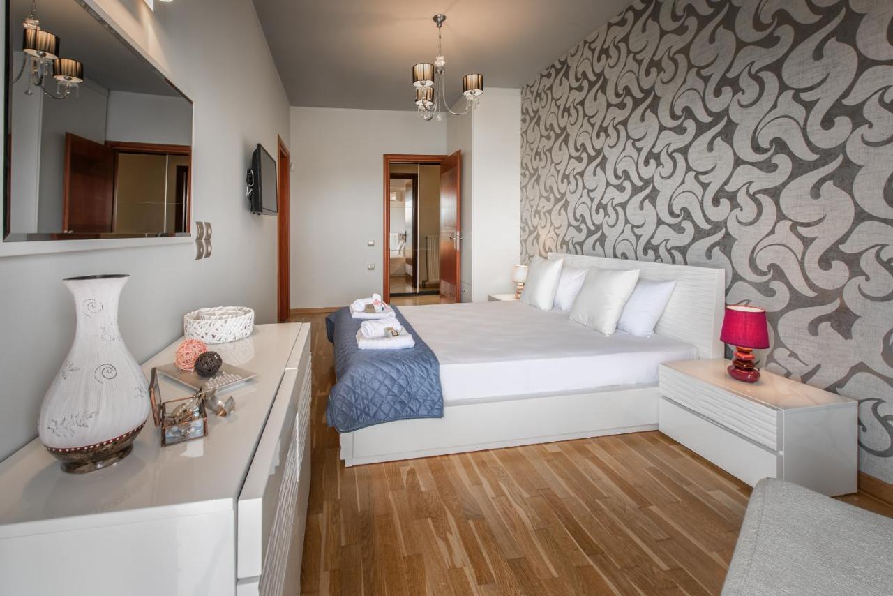 Astarte Villas - Istar Villa With Tennis Court Makhairádhon 외부 사진