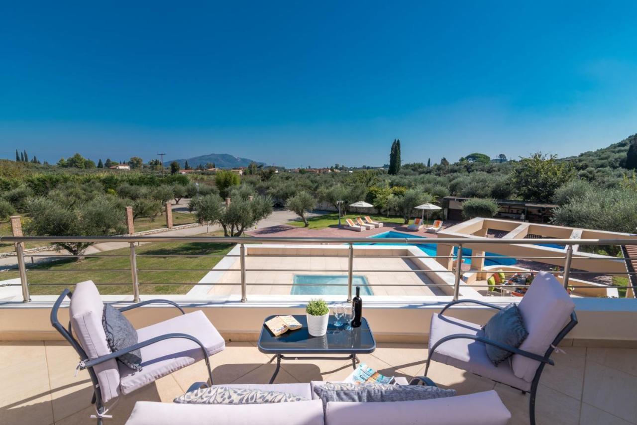 Astarte Villas - Istar Villa With Tennis Court Makhairádhon 외부 사진