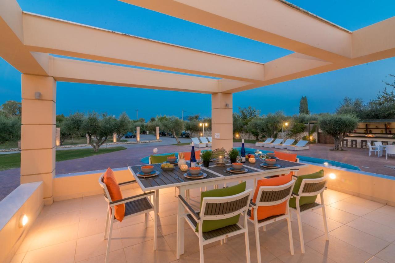 Astarte Villas - Istar Villa With Tennis Court Makhairádhon 외부 사진