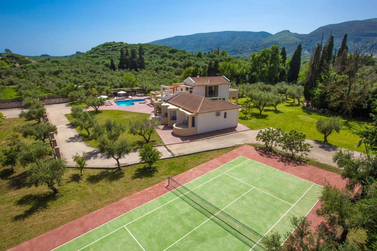 Astarte Villas - Istar Villa With Tennis Court Makhairádhon 외부 사진