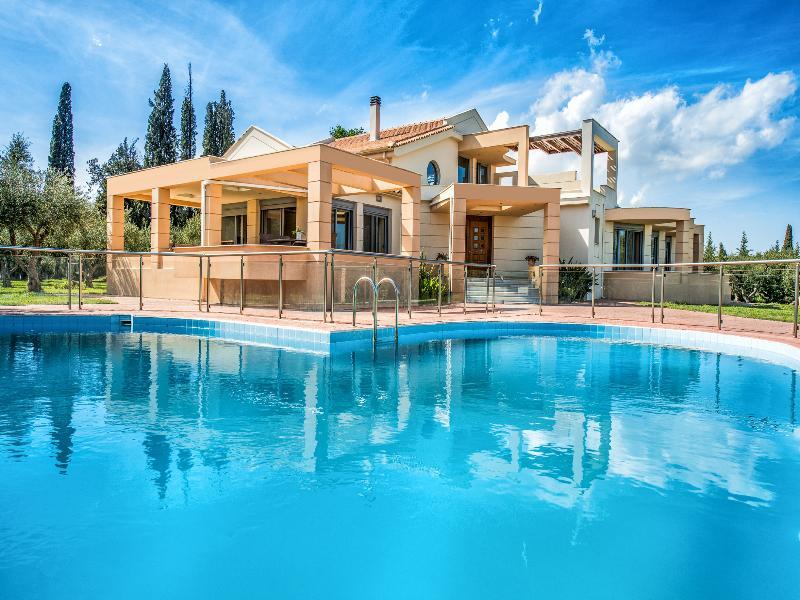 Astarte Villas - Istar Villa With Tennis Court Makhairádhon 외부 사진