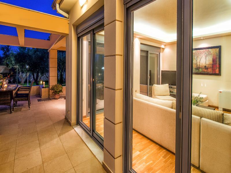 Astarte Villas - Istar Villa With Tennis Court Makhairádhon 외부 사진